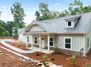 126 Ridgewood Dr, Waleska, GA 30183