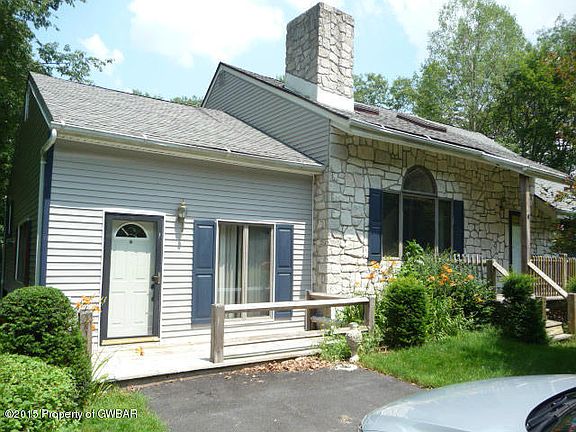 2nd image of 6 Lake Dr