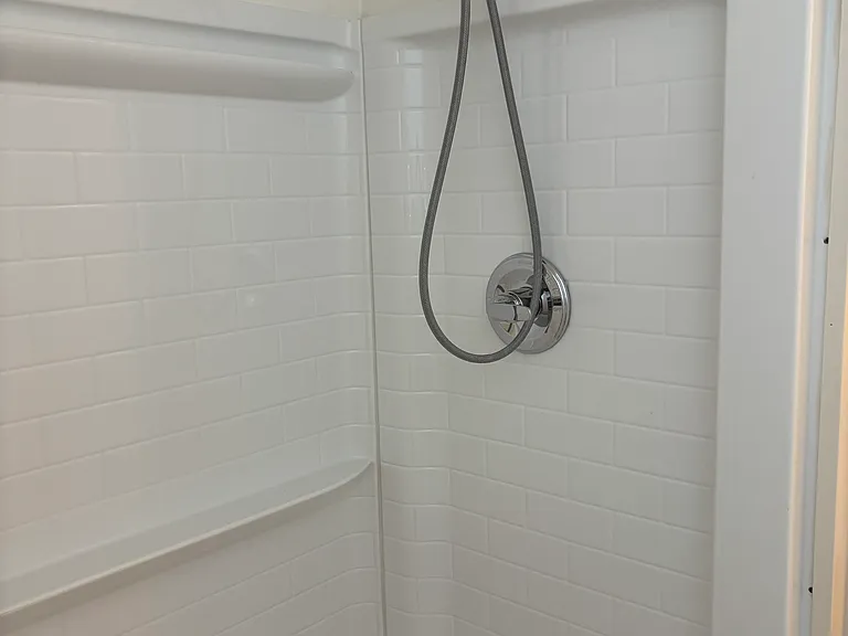 409 Birch St — Photo 11