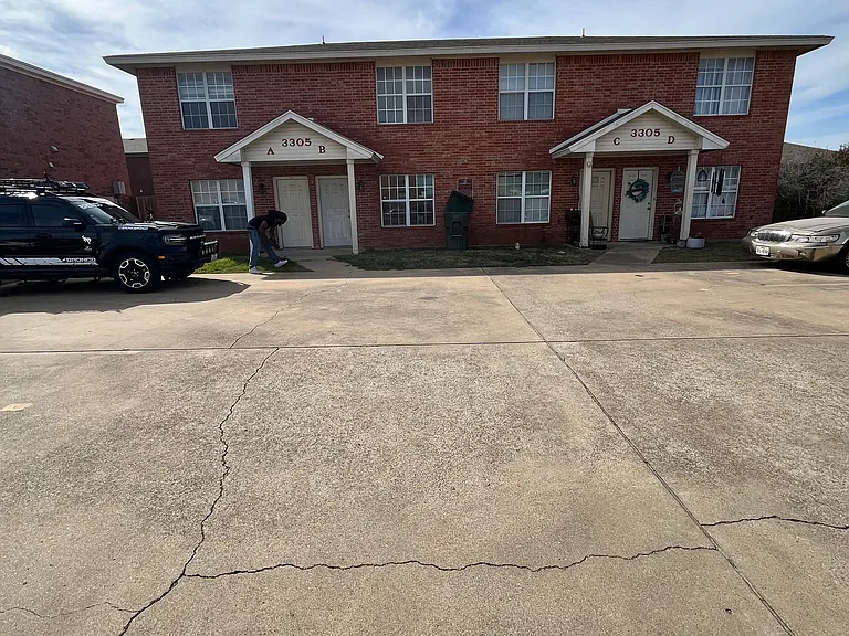 3305 Barcelona Dr #A — Photo 23
