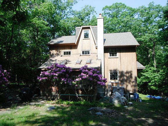 3rd image of 14 Wildwood Shores Dr