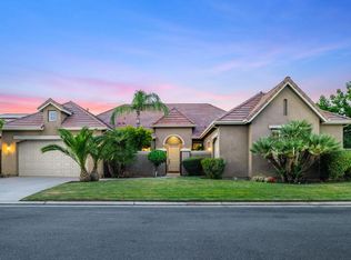 1698 E Wallington Ln, Fresno, CA