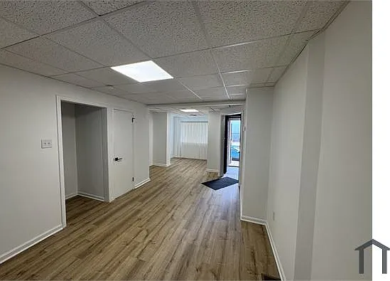 2236 E Allegheny Ave — Photo 9