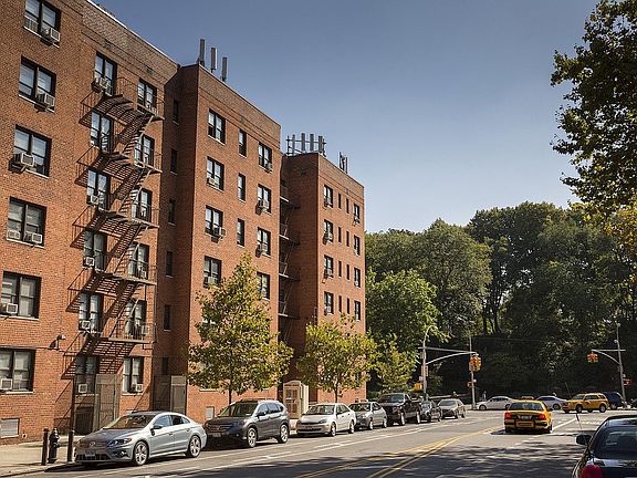 3rd image of 461 Central Park W APT 3H