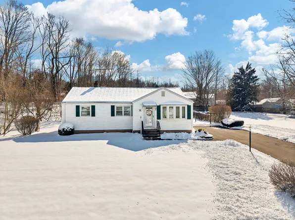 7 James Road, North Branford, CT 06471