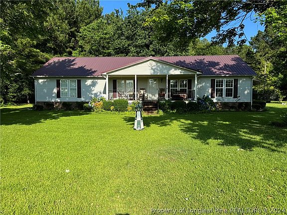 3rd image of 996 Lemont Dr