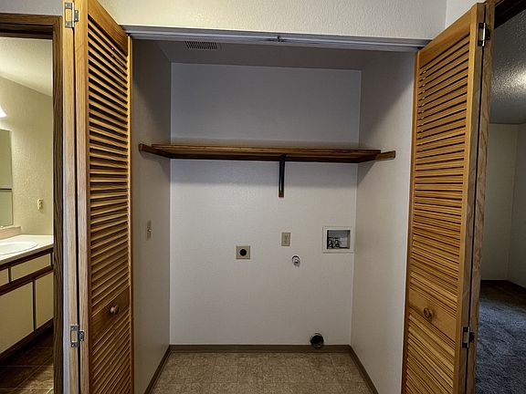 4th image of 345 Madrona Ave SE #240