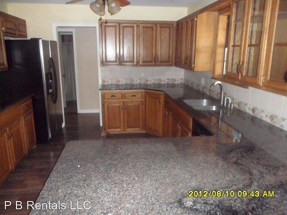 3rd image of 1120 NW 74th St