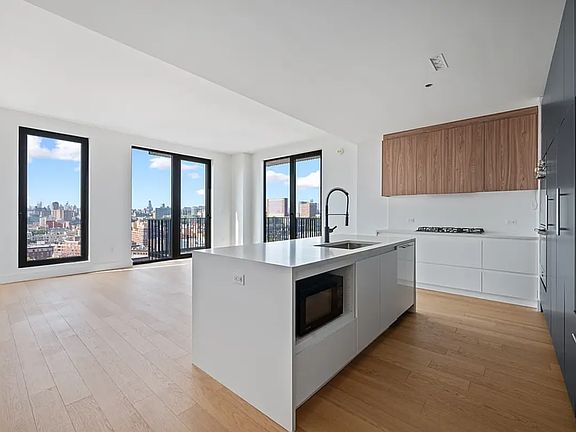5th image of 224 W 124th St #1212