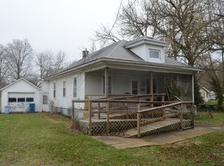 235 N Washington St, Tiskilwa, IL 61368