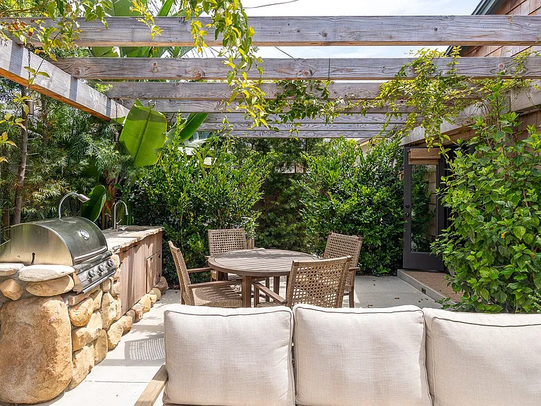 117 Tujunga Ave — Photo 28