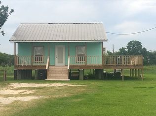 225 Channel Dr, Hackberry, LA 70645