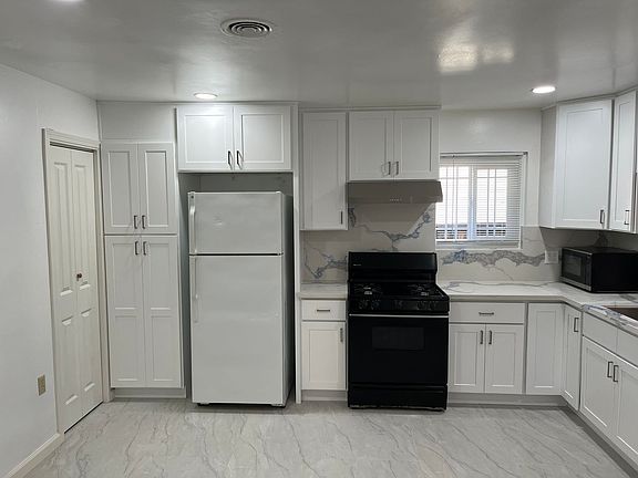 2nd image of 546 Ella Dr