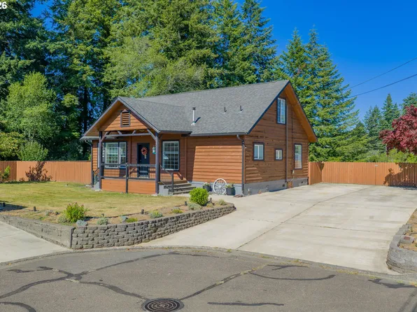 1100 N Juniper St, Coquille, OR 97423