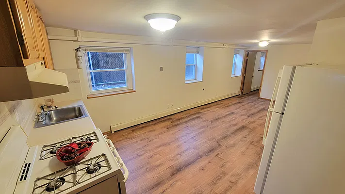 Rented by New York Dwellings LLC | media 2