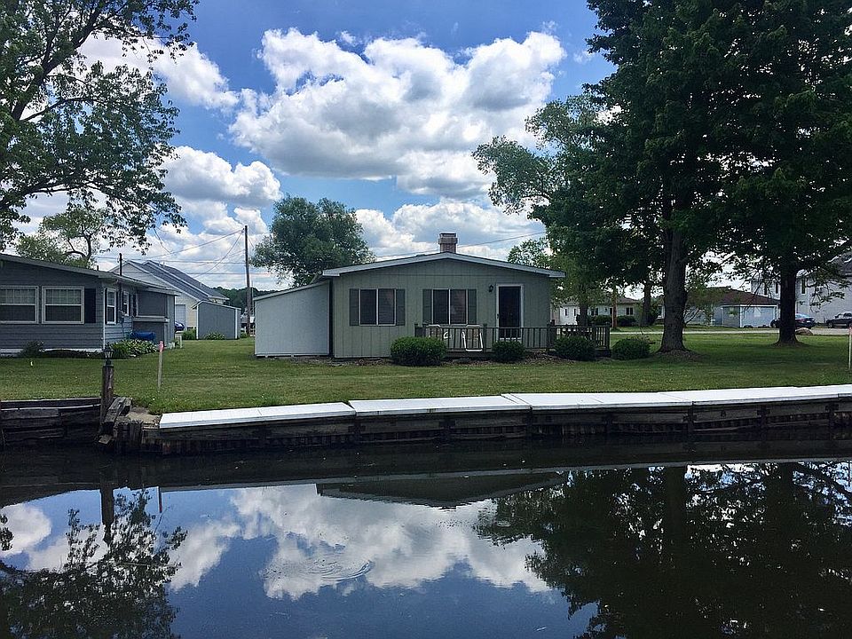 12601 N Lakefront Dr, Conneaut Lake, PA 16316 Zillow