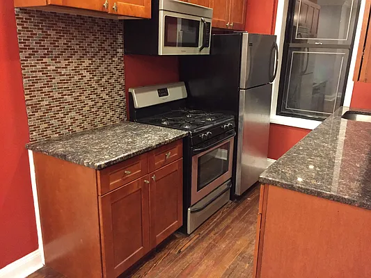 Rented by Premier Metro Realty Corp | media 17