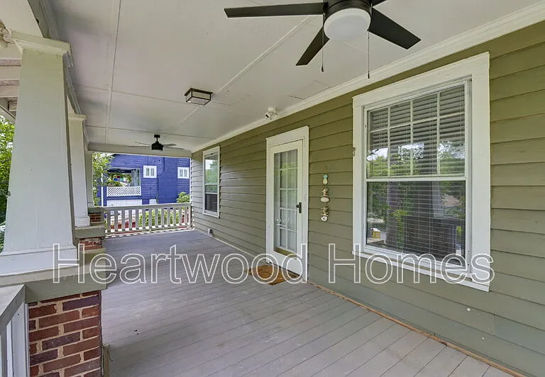 2417 Clark St #B — Photo 5