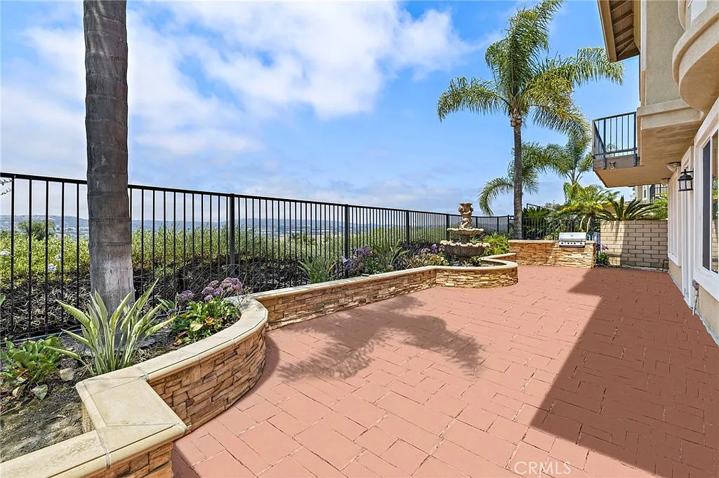 Building Photo - 27731 Daisyfield Dr