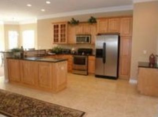 101 Restful Ln, Lake Ozark, MO 65049