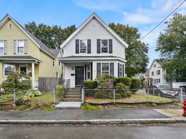 100 C St, Lowell, MA 01851