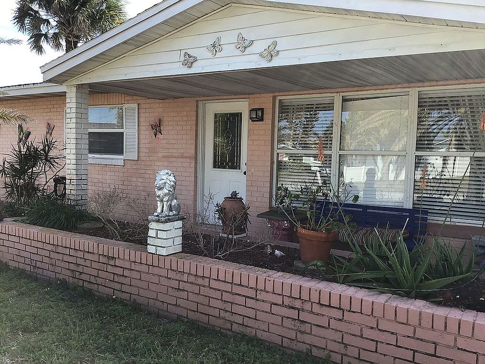 1st image of 817 Phillip Dr
