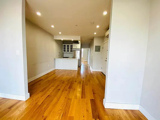 Rented by GROOME REALTY LLC | media 24