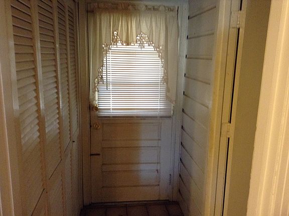 2nd image of 119 Jean Ellen Ave