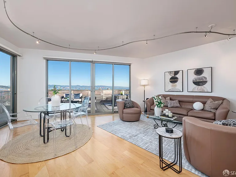 219 Brannan St #5G — Photo 32
