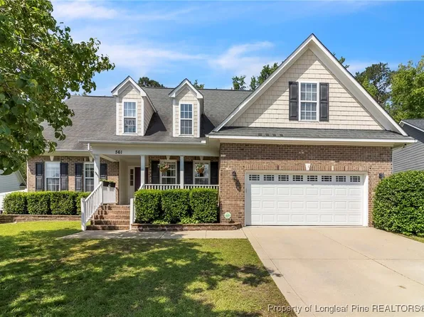 561 Thorncliff Dr, Raeford, NC 28376