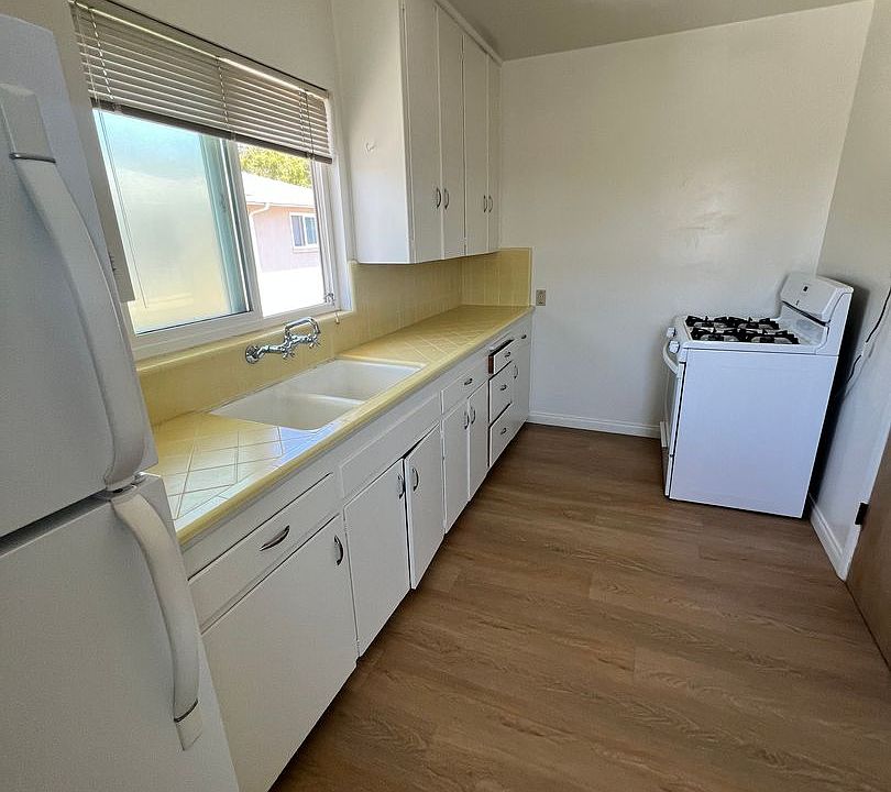 1st image of 265 N Dos Caminos Ave