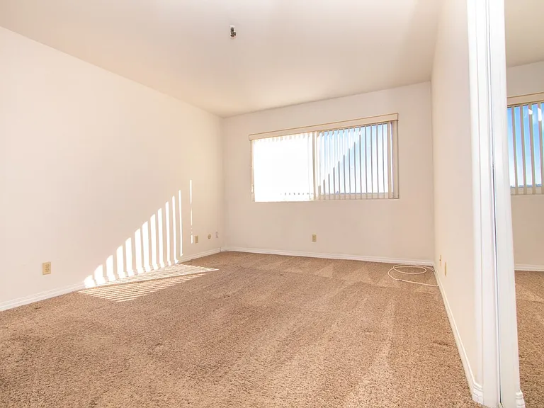 4015 Crown Point Dr #P1 — Photo 10