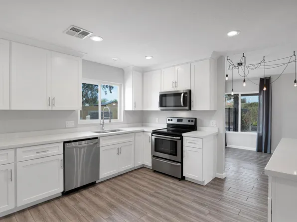 8728 W PUGET Avenue, Peoria, AZ 85345