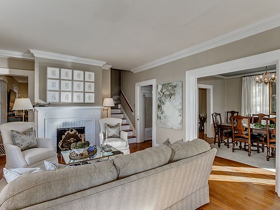4th image of 27 Audubon Pl