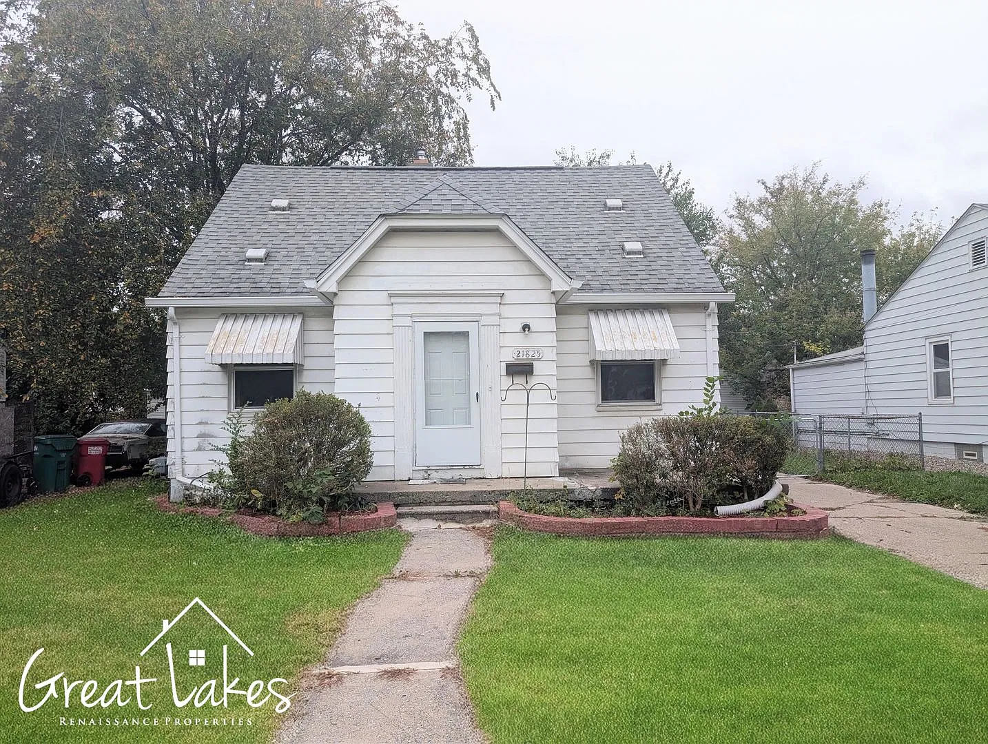 Lovely 3 Bedroom 2 Bathroom now available for rent! — Photo 1