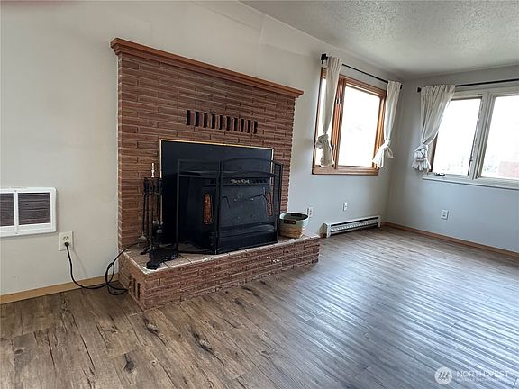 3rd image of 200 E 17th Avenue