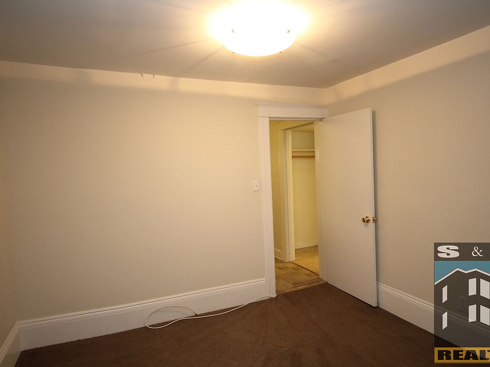 1st image of 1044 Pine St APT 1A