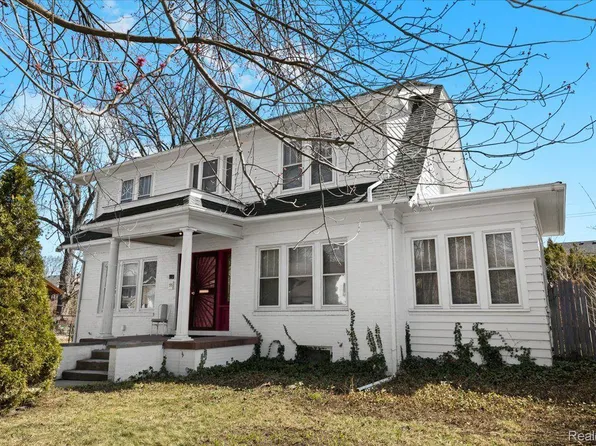 55 Moss St, Highland Park, MI 48203