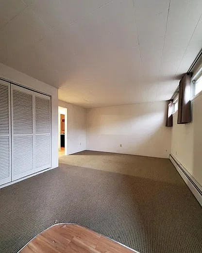 2 bed, 1.0 bath, $1,095 — Photo 2