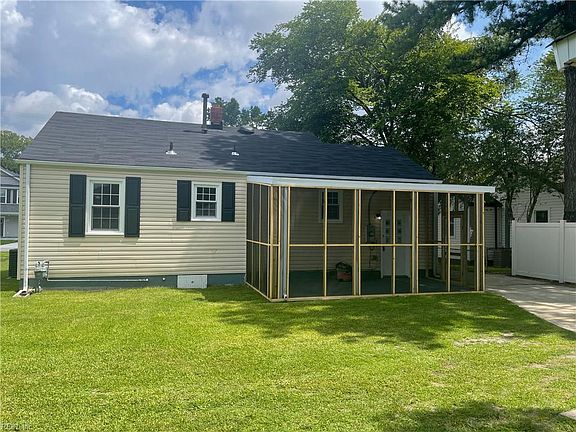 screened in porch