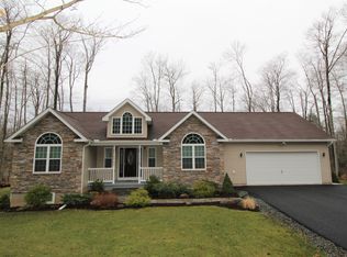28 Cedar Grove Rd, Albrightsville, PA 18210