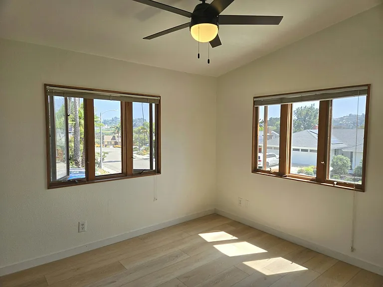 635 Fresca St — Photo 8
