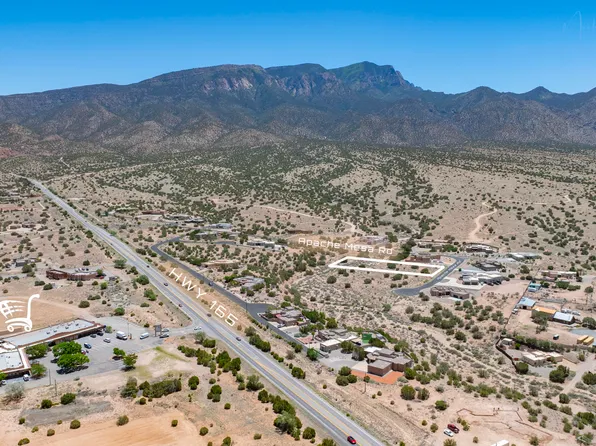 34 Apache Mesa Rd, Placitas, NM 87043