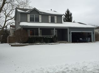 1027 Crabtree Ln, Antioch, IL