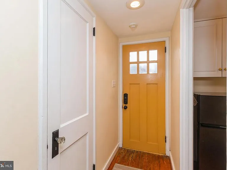 6630 Stump Rd — Photo 5