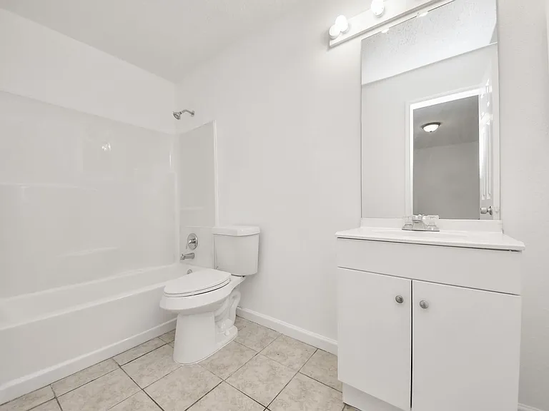 15534 Weldon Dr — Photo 19