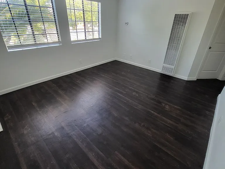 11702 York Avenue — Photo 10