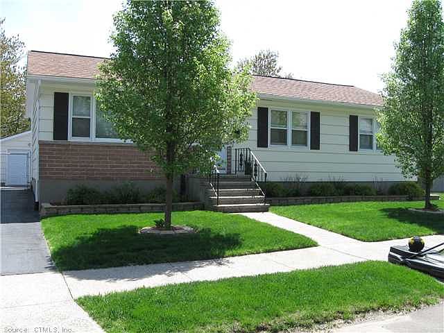 1st image of 85 Harrington Ave