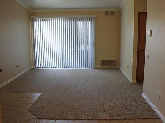 3rd image of 78650 Avenue 42 APT 602