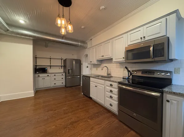 252 W Main St #260, Romney, WV 26757
